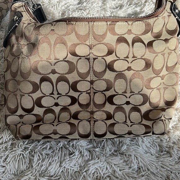 Stunning Coach Signature Beige and Brown Canvas and Leather Hobo Boat Bag - Picture 4 of 14